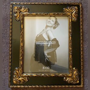 Black And Gold Antique Style 8x10 Picture Frame